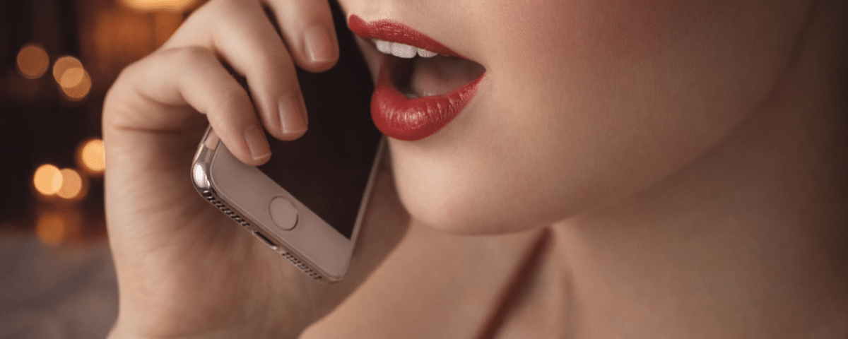 phone opperator talking to a client